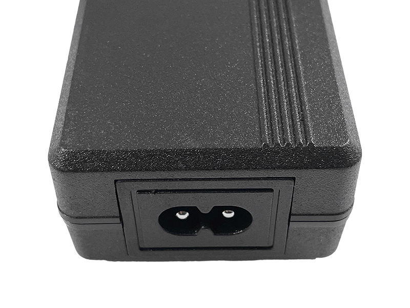 Блок питания MTK 3А MPN-C-AD36W 12V 36W (1022854) - фото 4 Блок питания MTK 3А MPN-C-AD36W 12V 36W (1022854) - фото 4