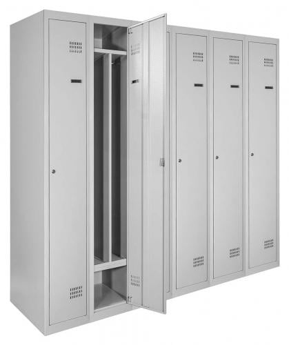 Шкаф металлический для одежды ШОМ-П 1/40/6 одноуровневый с перегородкой и нижней полкой 180х240х50 см RAL 7035