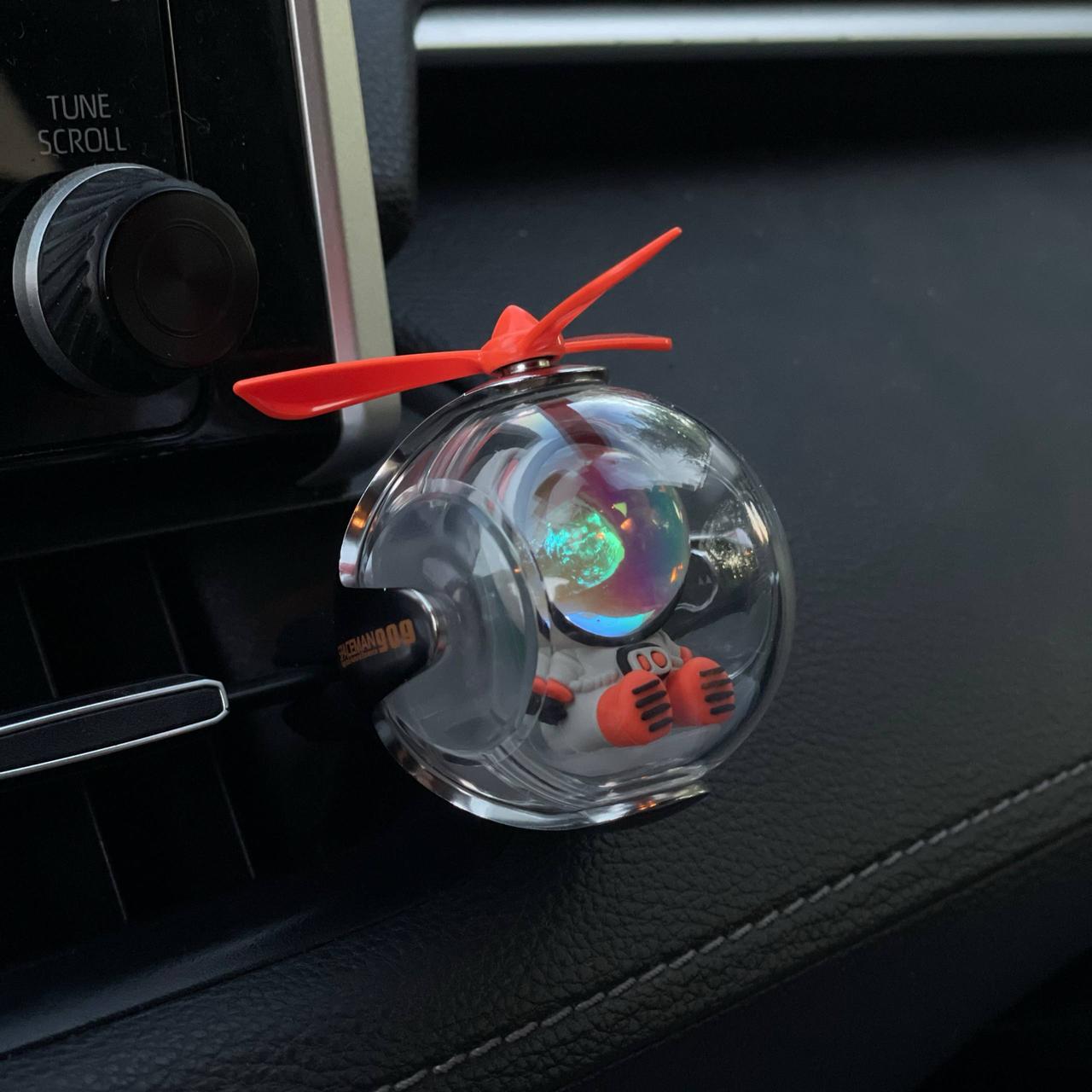 Ароматизатор для авто на решетку Spaceman (909) - фото 5