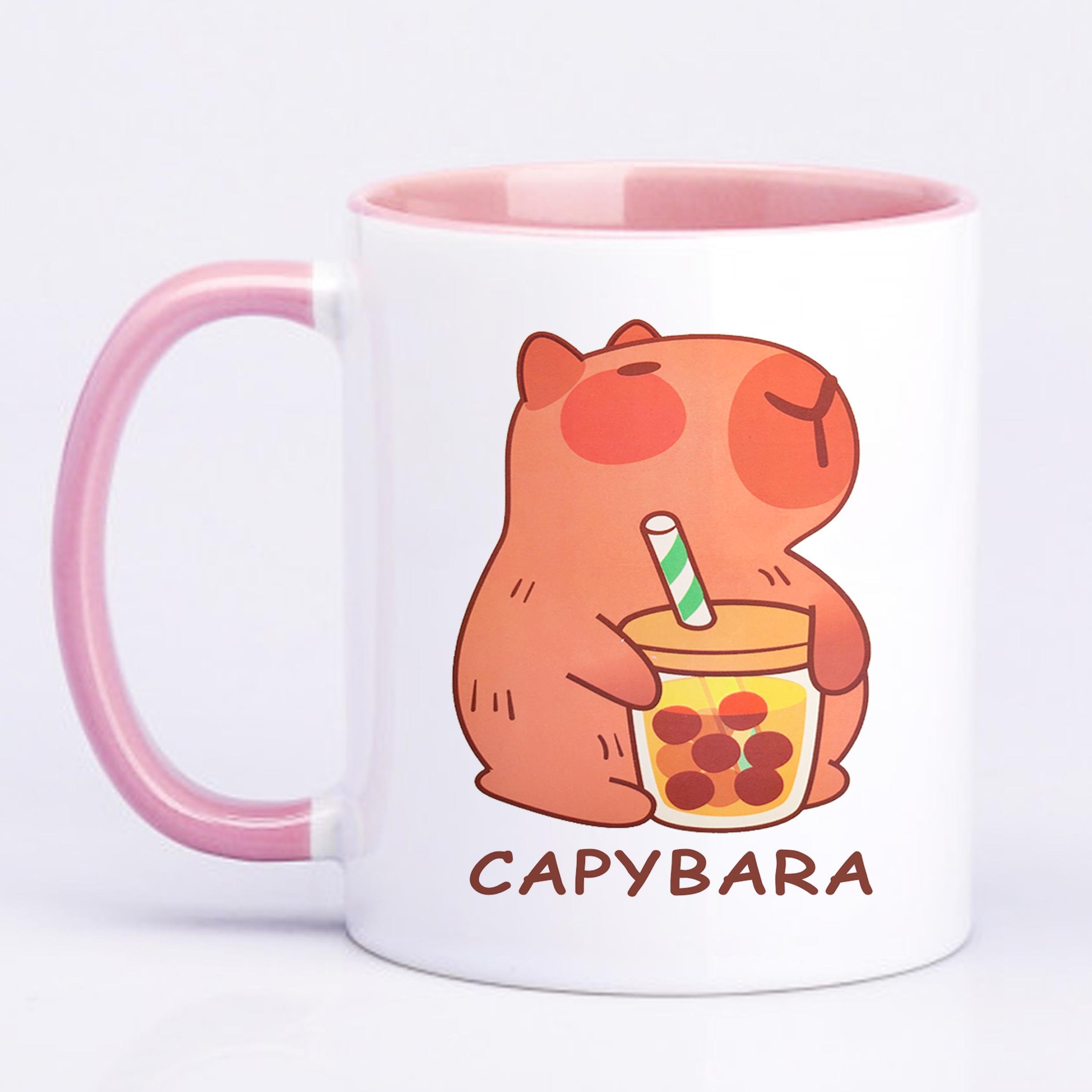 Чашка з друком Капібара 330 мл Рожевий (23945) - фото 1