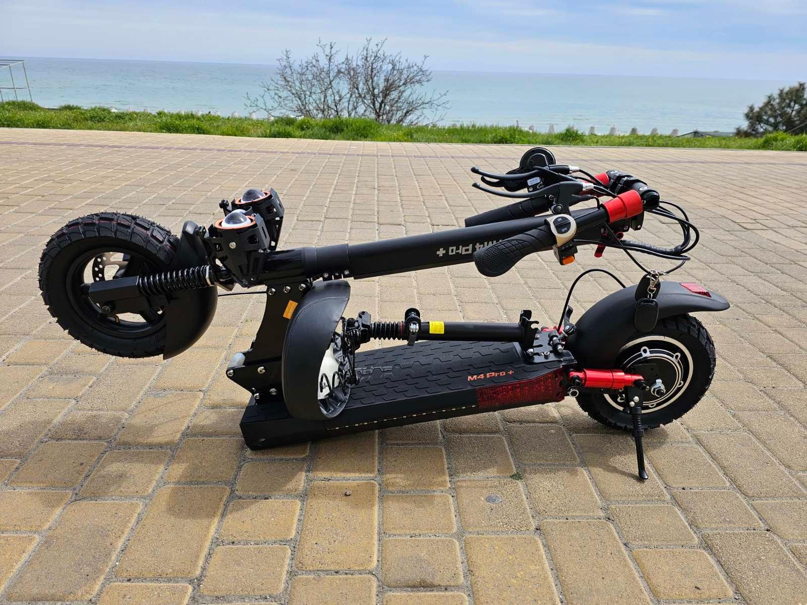 Электросамокат с сиденьем KugooKirin M4 PRO Plus 1000 W/18 Ah 2025 +3 фары - фото 10 Электросамокат с сиденьем KugooKirin M4 PRO Plus 1000 W/18 Ah 2025 +3 фары - фото 10