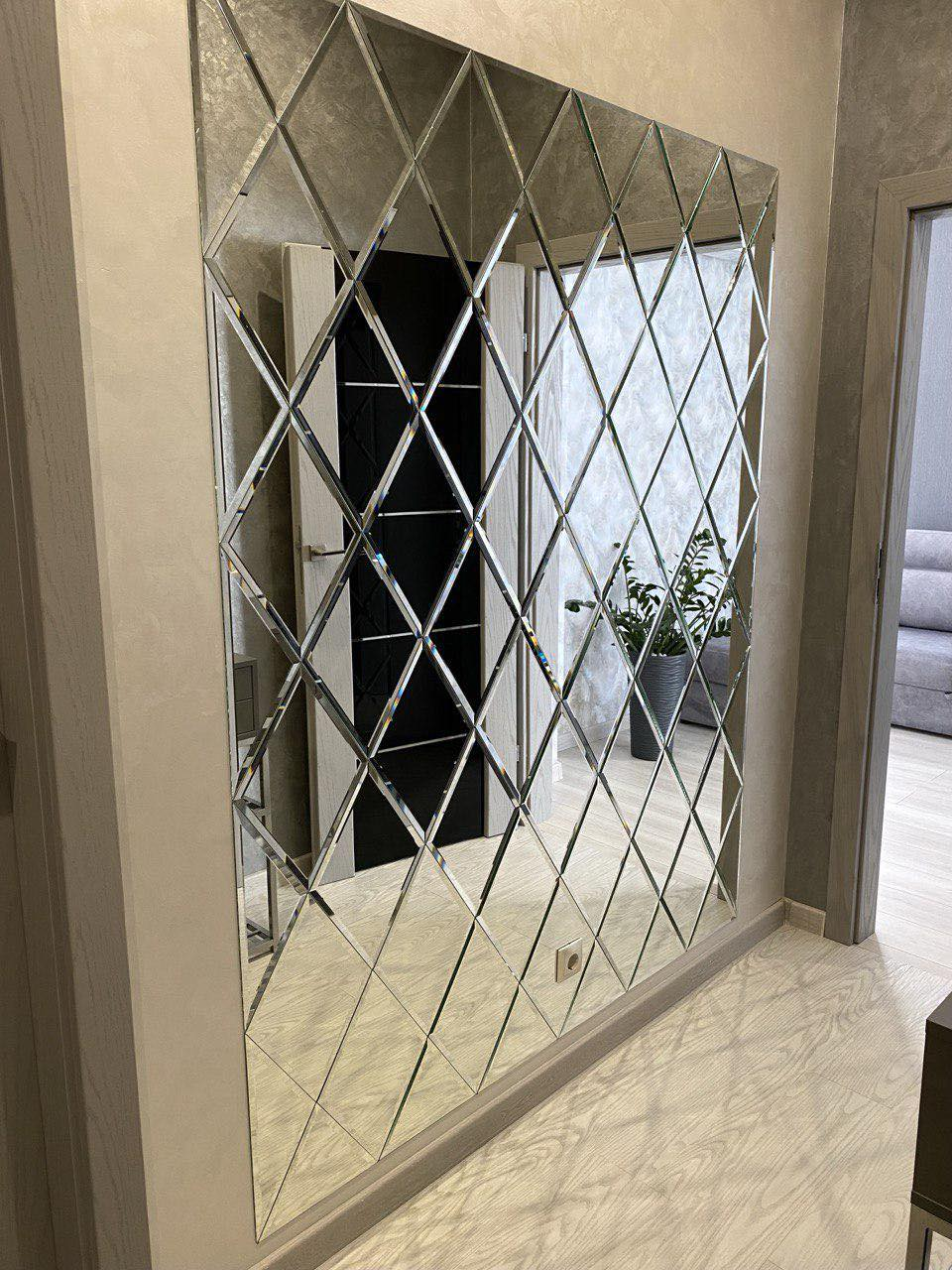 Панно зеркальное YUF_GLASS 2500х1200 мм (328)