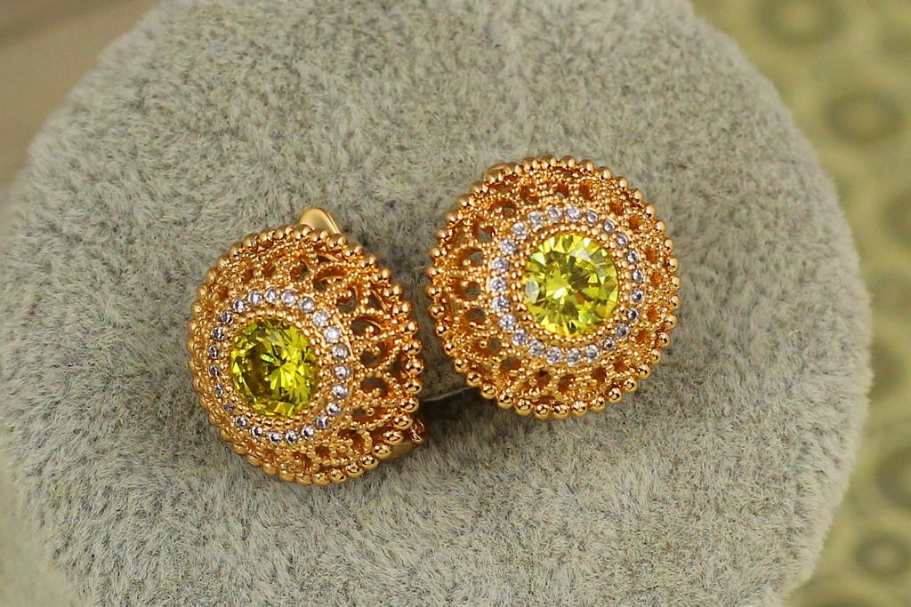 Серьги Xuping Jewelry Барокко с салатовым камнем 1,6 см Золотистый (2424068181)
