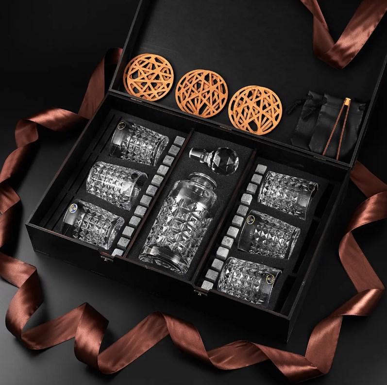 Подарочный набор для алкоголя камни для виски Whiskey Stones 24 шт./6 хрустальных стаканов Bohemia Diamond 280 мл и графин 650 мл - фото 3