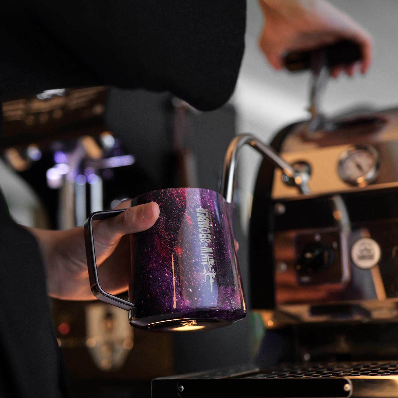 Питчер с ручкой для молока MHW-3BOMBER Ultimate 5.0 500 мл Фиолетовый (P5007S) - фото 3