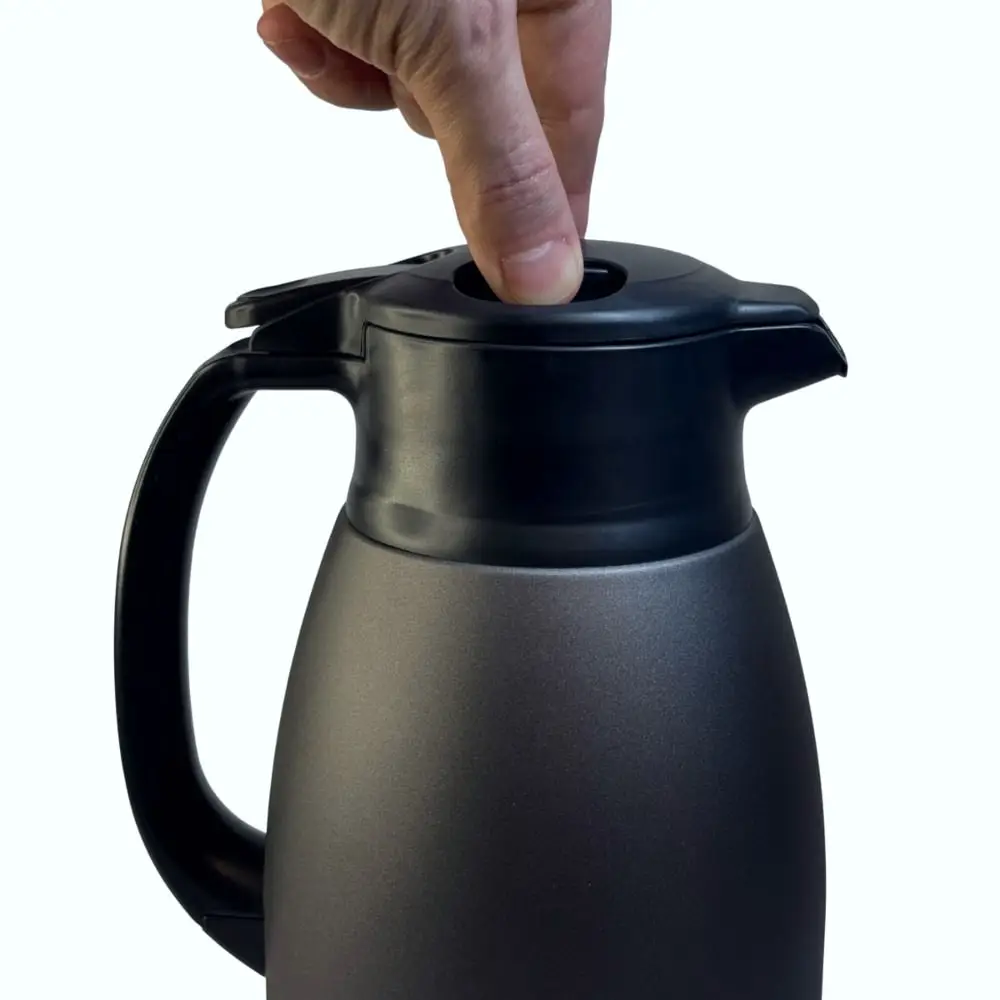 Термос Zojirushi SH-HS19C з кнопкою металевий 1,5 л Чорний (1111) - фото 9 Термос Zojirushi SH-HS19C з кнопкою металевий 1,5 л Чорний (1111) - фото 9