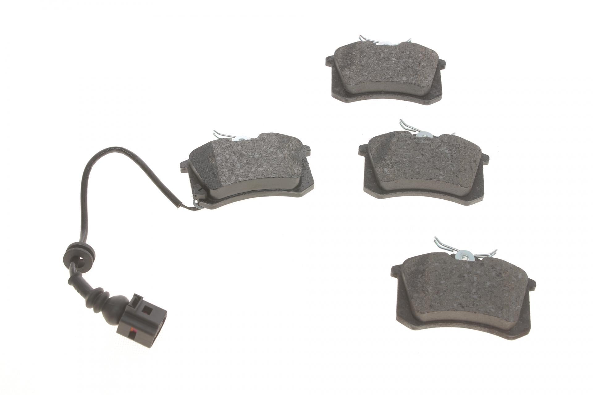Колодки тормозные задние ICER для Skoda Fabia 99-/VW Caddy/Golf 03-16/Passat B5 96-05/Polo 01- с датчиками (181593-703)