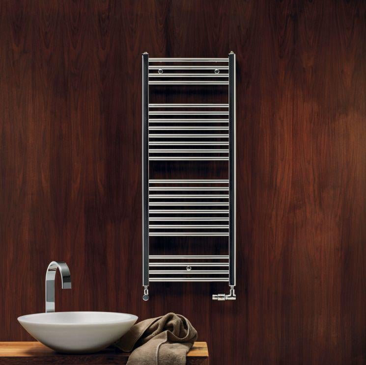 Полотенцесушитель водяной Zehnder Virando 750 Вт 1226х500 мм Черный (LM-AB-120-050 RAL 9217)