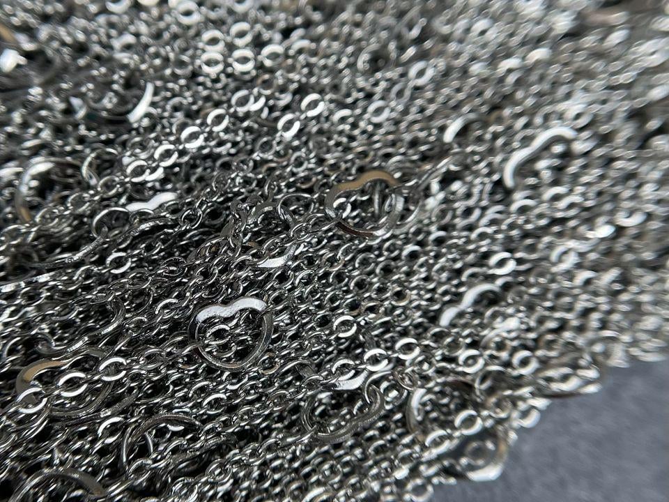 Ланцюг із серцями з нержавіючої сталі Ланцюг із серцями з нержавіючої сталі