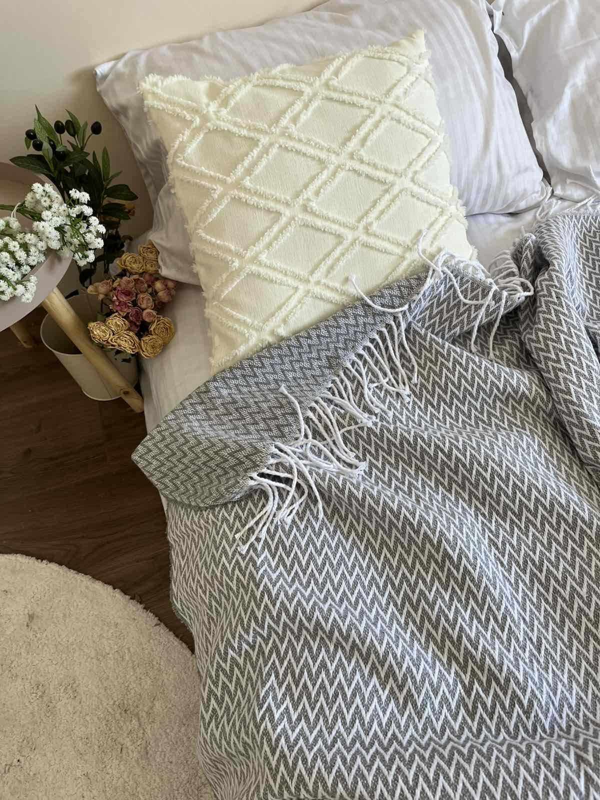 Плед хлопковый Vladi ЗИГЗАГ с кистями 200х220 см Серый (22614003) - фото 4 Плед хлопковый Vladi ЗИГЗАГ с кистями 200х220 см Серый (22614003) - фото 4