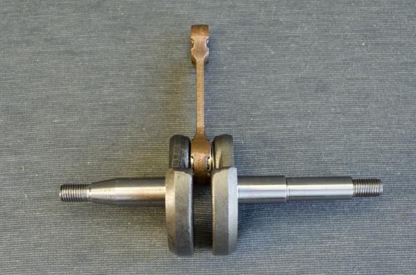 Коленчатый вал для бензопилы Partner 361 (1664)