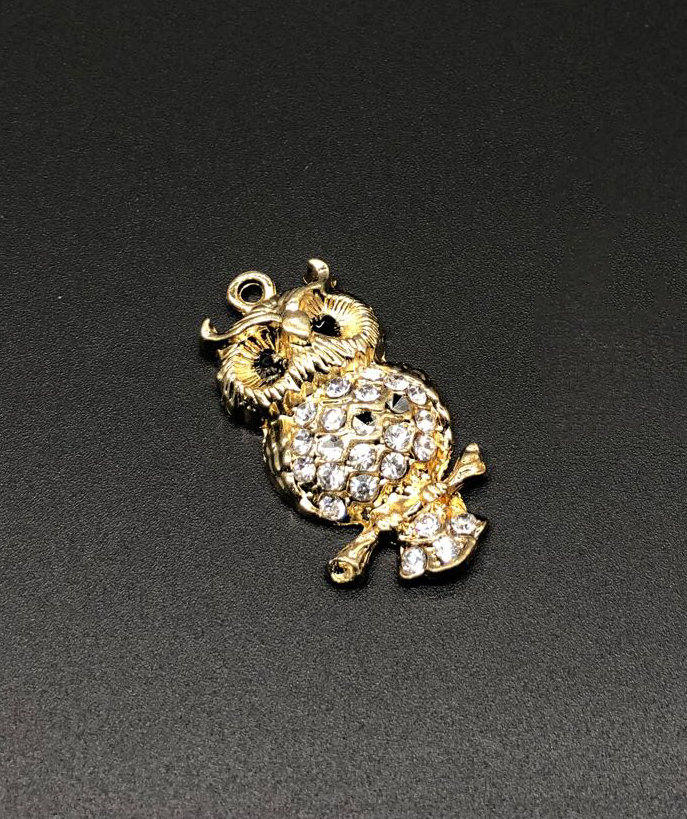 Подвеска металлическая Сова с искусственными камнями 4х2,1 см Золотистый (695909123)