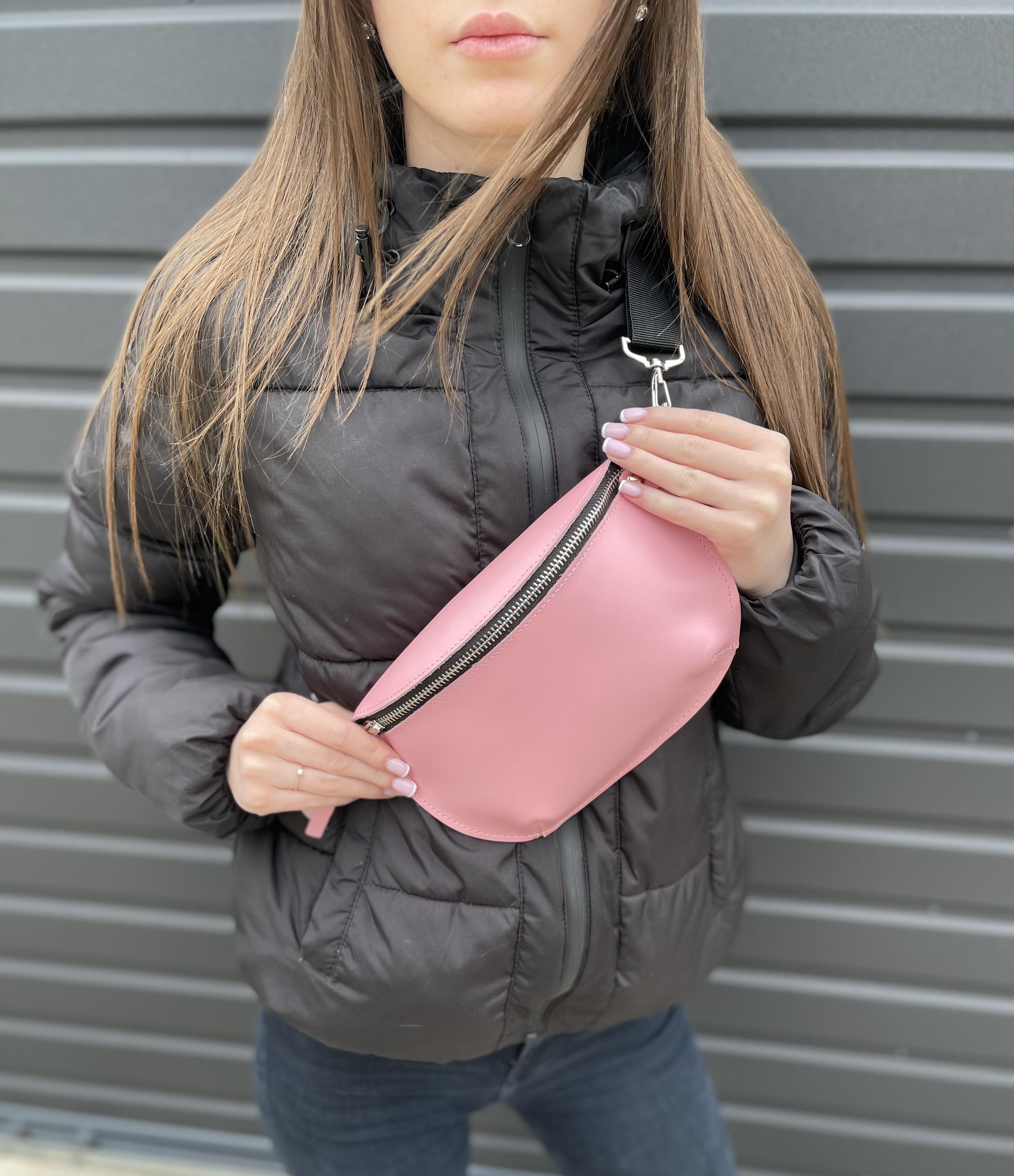 Бананка женская кожаная Chain Розовый (10015000)