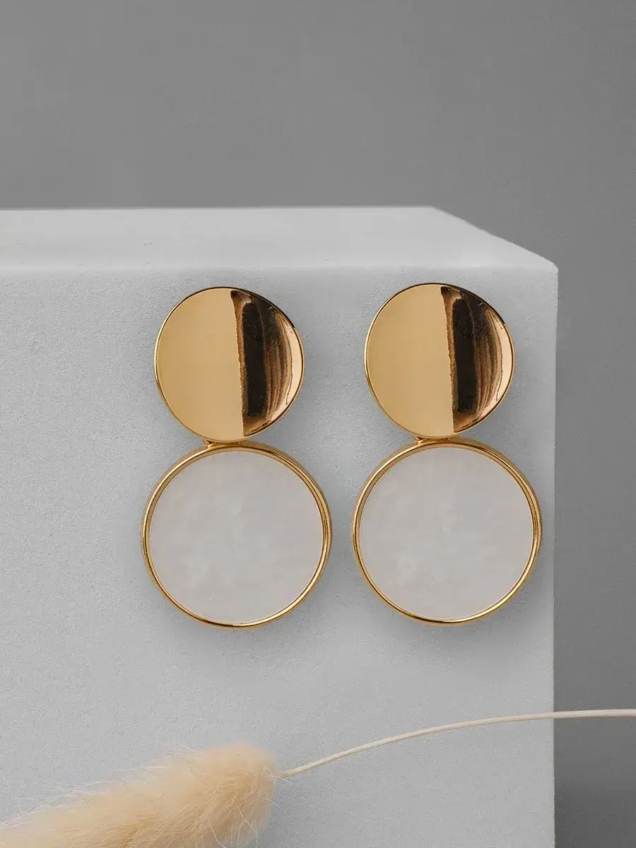 Сережки великі пусети-гвоздики вигнуті з Круглим камінням Золотистий з Білим (70364) Сережки великі пусети-гвоздики вигнуті з Круглим камінням Золотистий з Білим (70364)