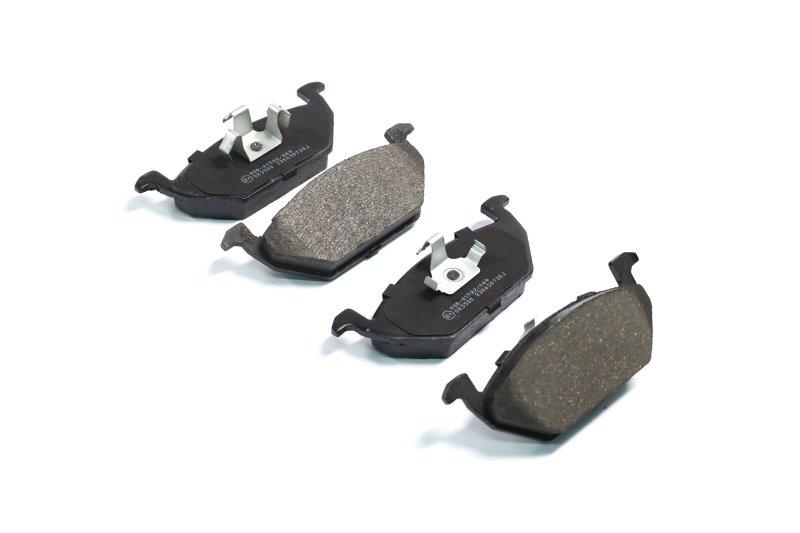 Колодки тормозные дисковые Audi A3 Seat Cordoba Skoda Volkswagen передние (05P730 LPR)