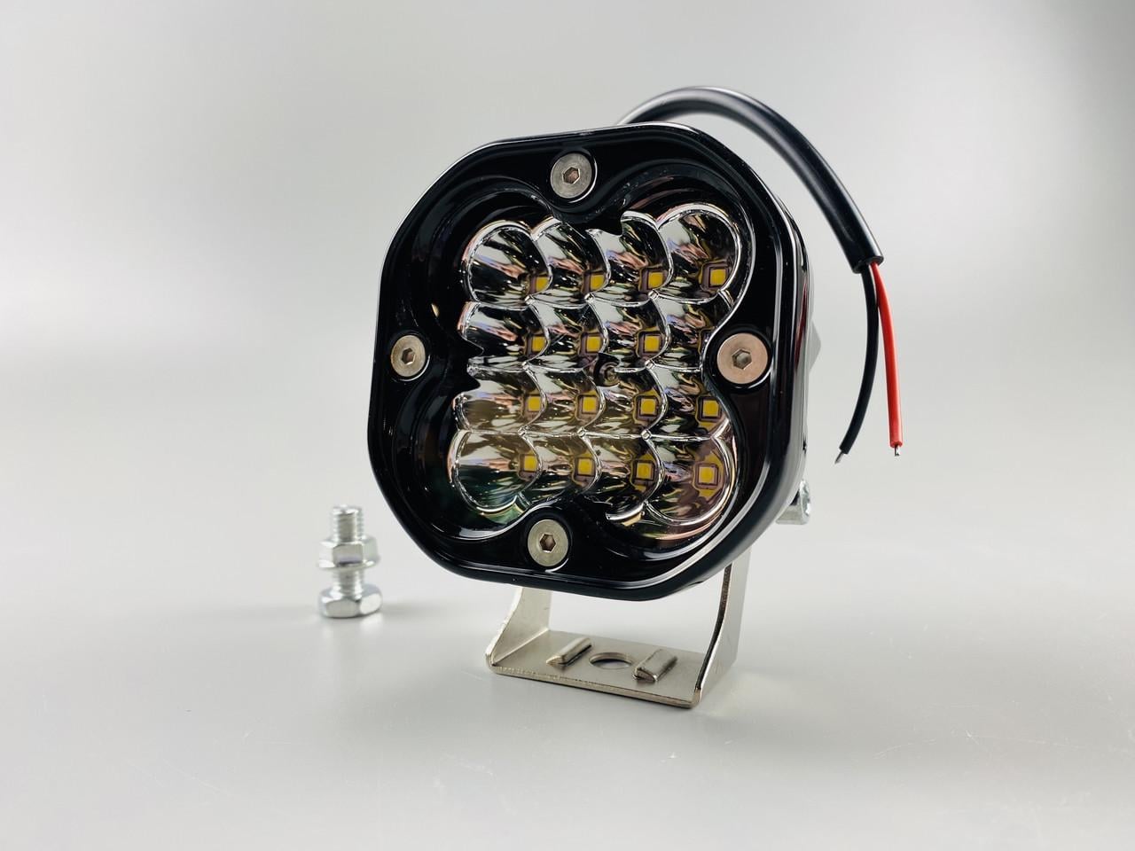 Фара дополнительное освещение LED квадратная 48W chip 3030 16 led диодов
