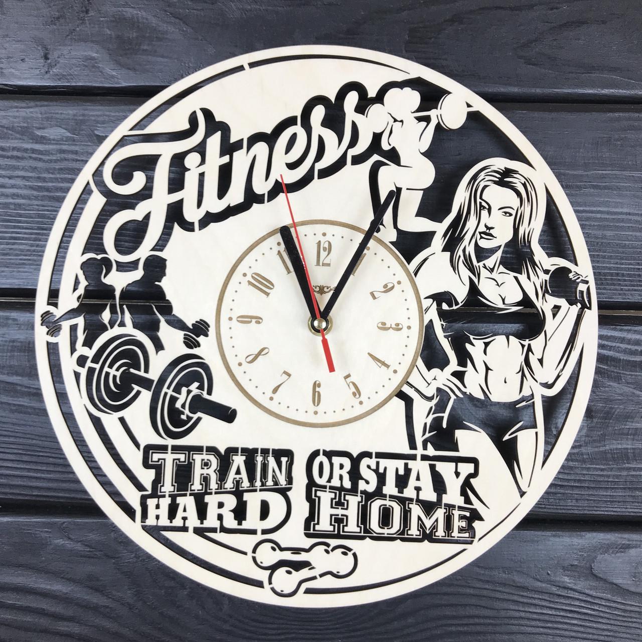 Часы дизайнерские настенные деревянные Фитнес