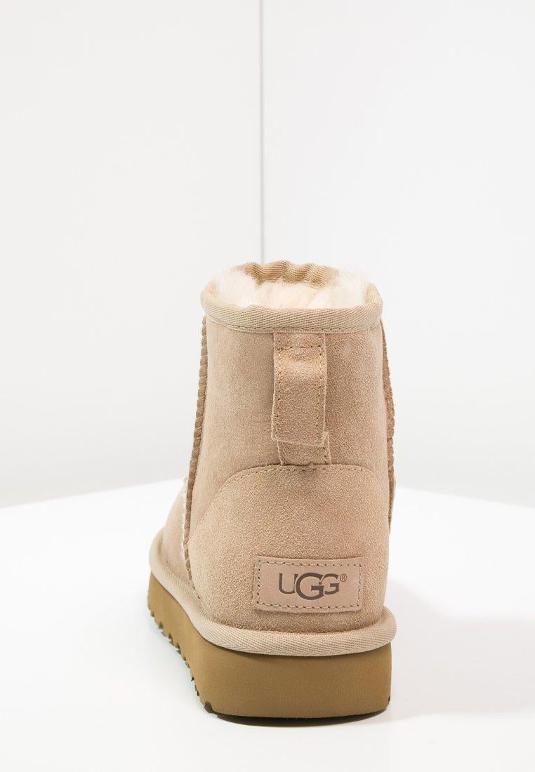 Угги женские UGG Classic Mini II р. 38 Sand (1016222) - фото 5