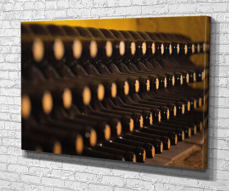 Картина для интерьера Винные бутылки 80x54 см (862)