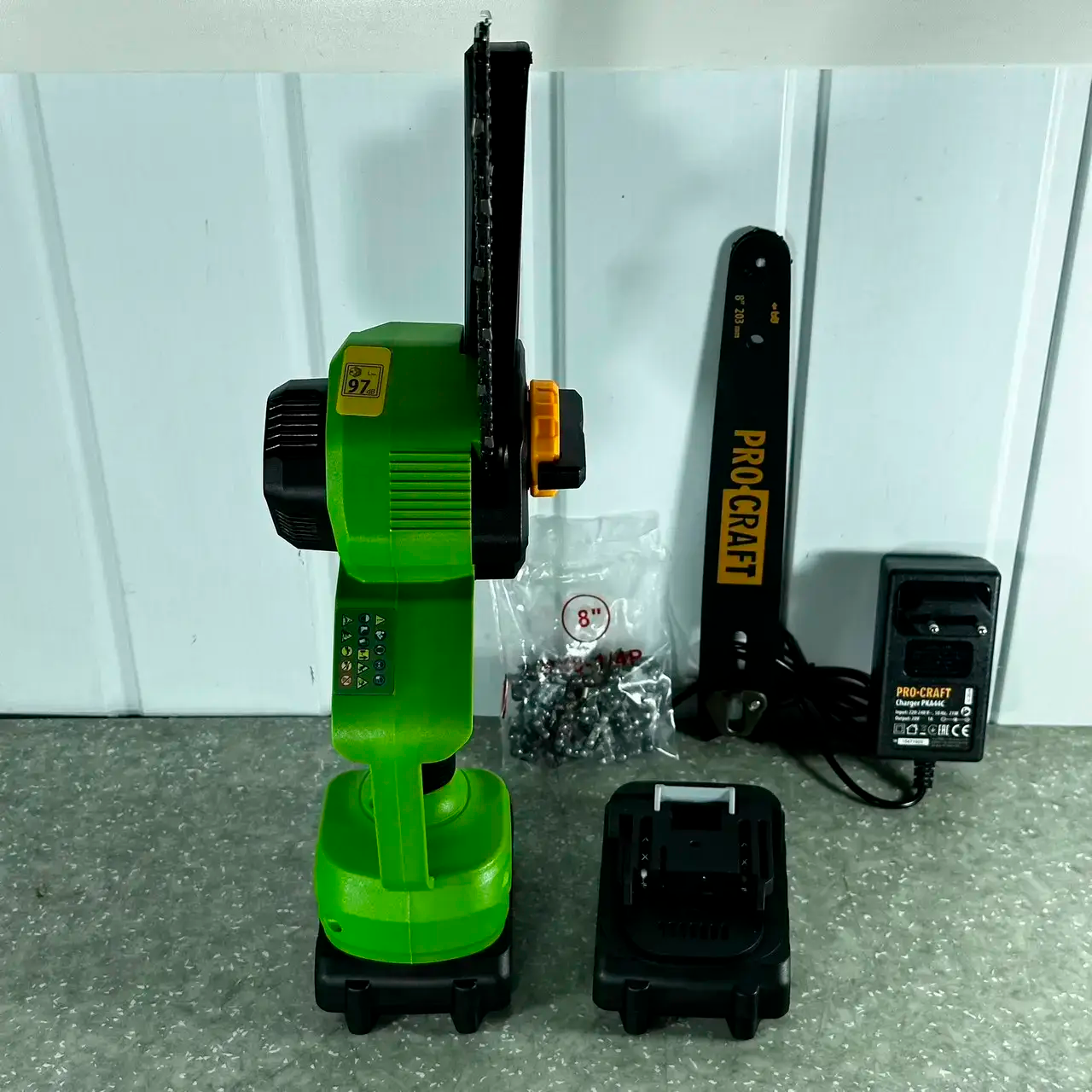 Пила ланцюгова акумуляторна міні ProCraft PKA-44 безщіткова 2 акумулятори/зарядний пристрій/2 шини/2 ланцюги (2789643103) - фото 10 Пила ланцюгова акумуляторна міні ProCraft PKA-44 безщіткова 2 акумулятори/зарядний пристрій/2 шини/2 ланцюги (2789643103) - фото 10