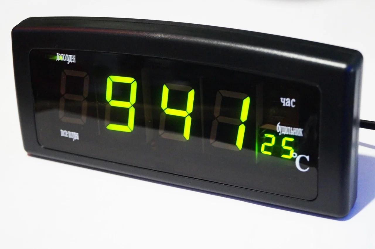 Годинник-будильник настільні Caixing CX-818 220 В Чорний (1170510511)