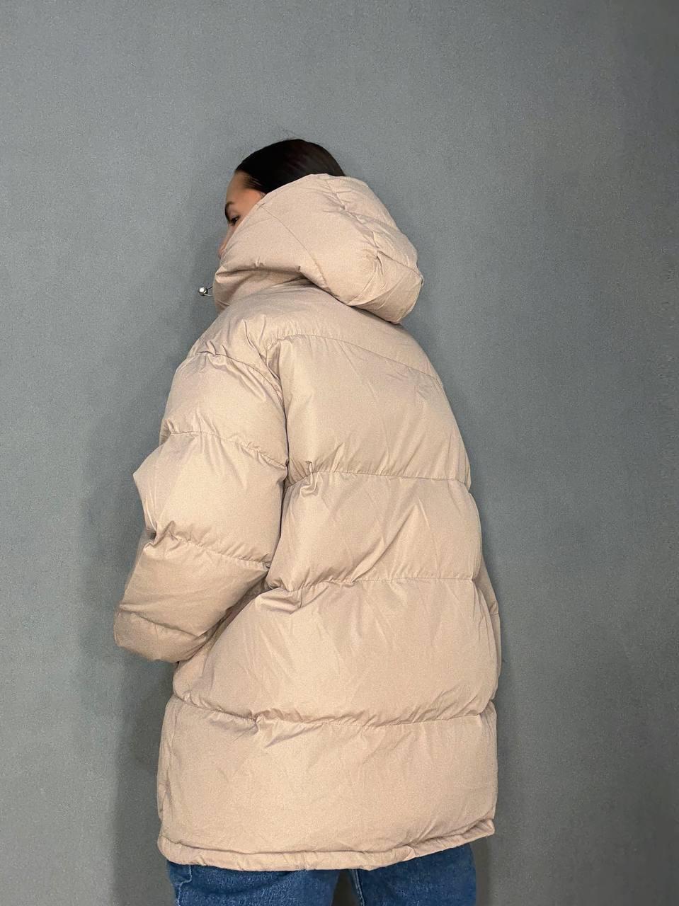 Куртка женская LADY YEP 10008 длинная оверсайз пуффер с капюшоном р. 42 Бежевый (5516) - фото 5 Куртка женская LADY YEP 10008 длинная оверсайз пуффер с капюшоном р. 42 Бежевый (5516) - фото 5