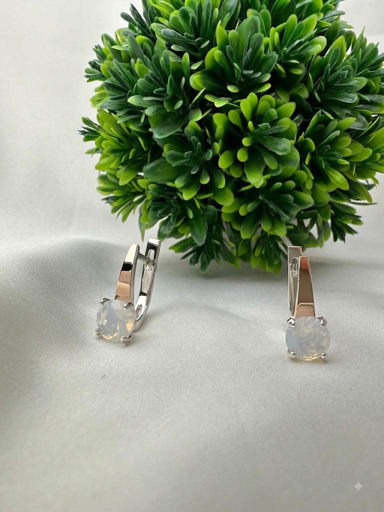 Серьги Нежность серебро 925 с золотыми напайками 375 с цирконами Белый молочный (3000747772)