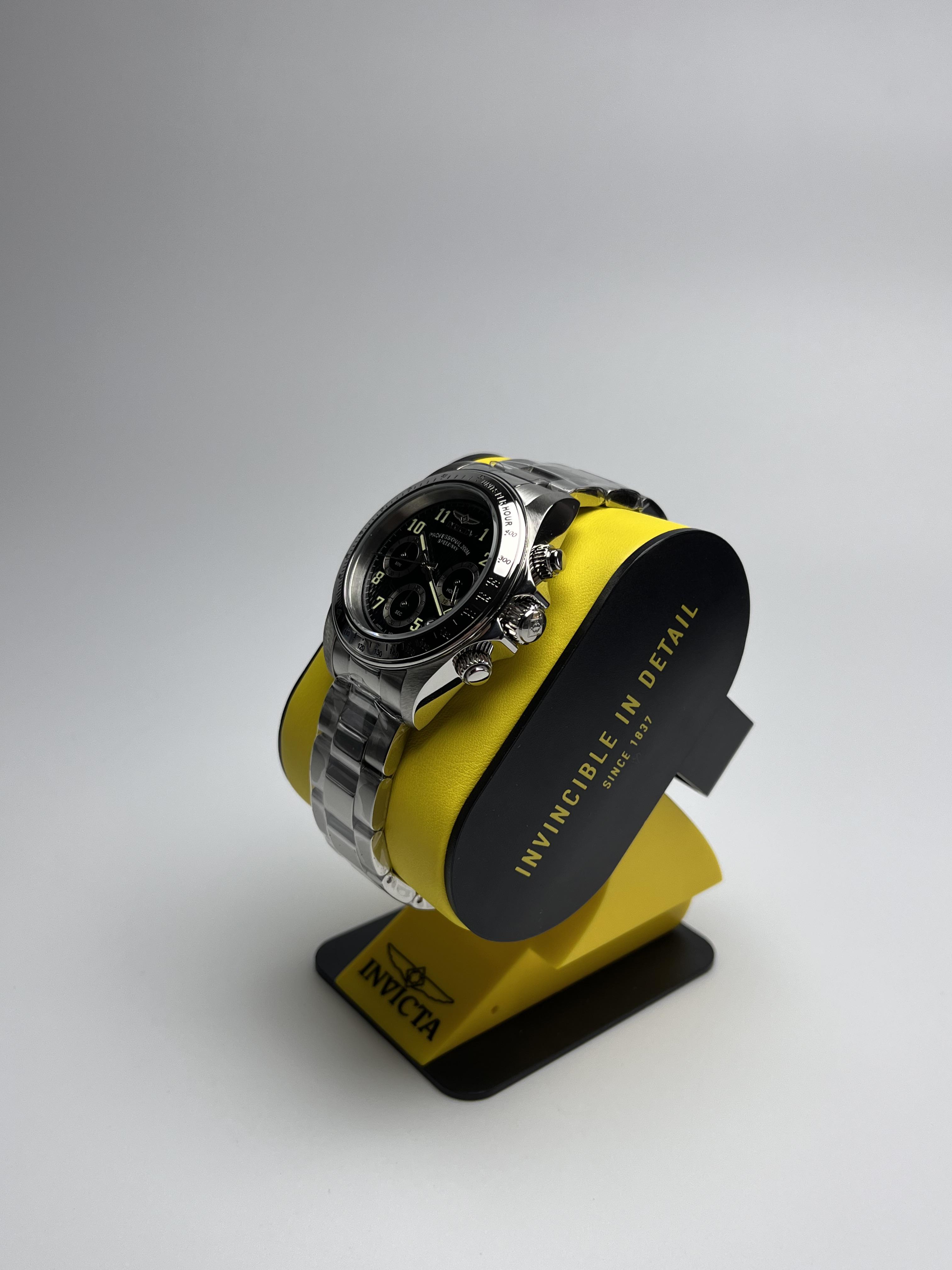 Наручний годинник чоловічий Invicta 17025 Chronograph (27208600) - фото 4 Наручний годинник чоловічий Invicta 17025 Chronograph (27208600) - фото 4