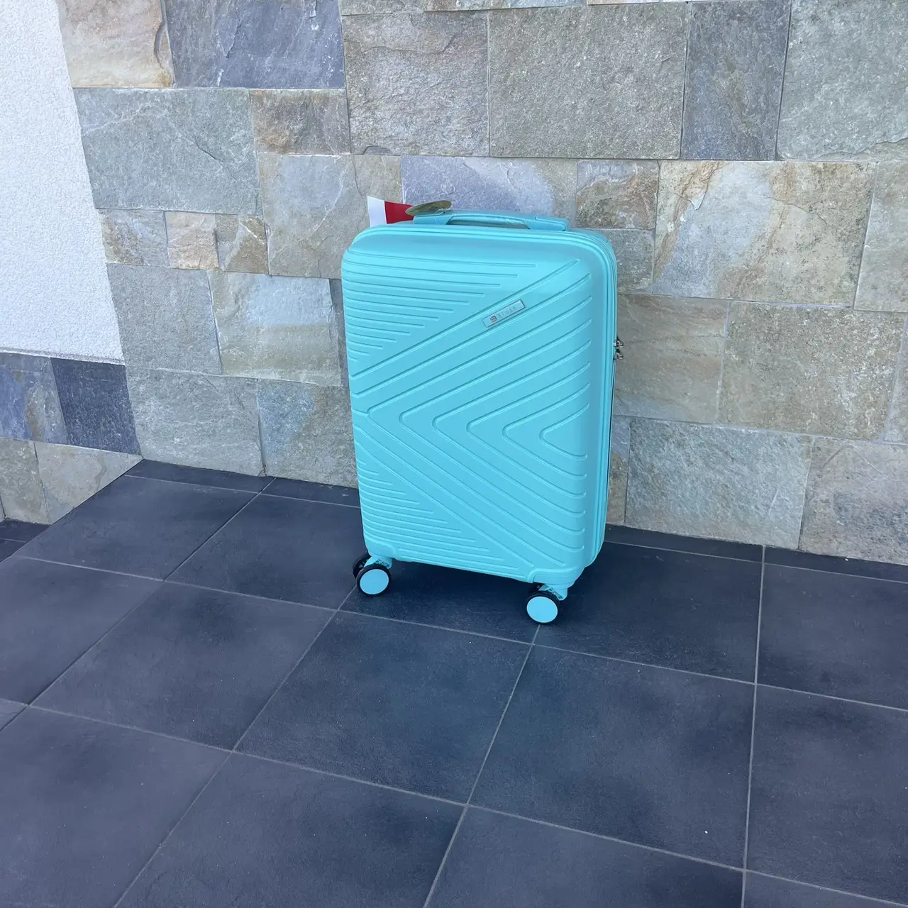 Чемодан дорожный Bloom 1706 39 л S Мятный - фото 3 Чемодан дорожный Bloom 1706 39 л S Мятный - фото 3