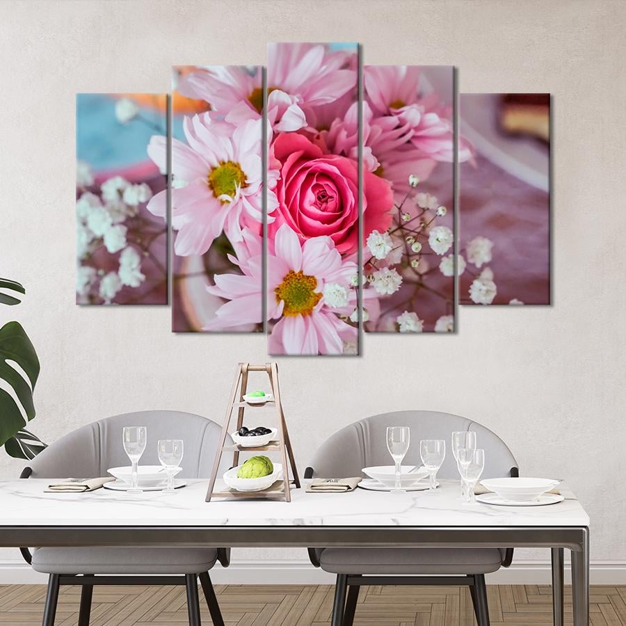 Картина квіти та рослини Рожева троянда в ніжному букеті 187x119 см (A1046-5)