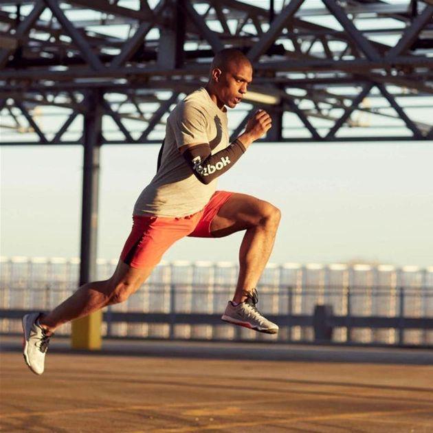 Нарукавники Reebok ACTIVCHILL ARM SLEEVES S 2шт. Черный (RASL-13023BK) - фото 8 Нарукавники Reebok ACTIVCHILL ARM SLEEVES S 2шт. Черный (RASL-13023BK) - фото 8