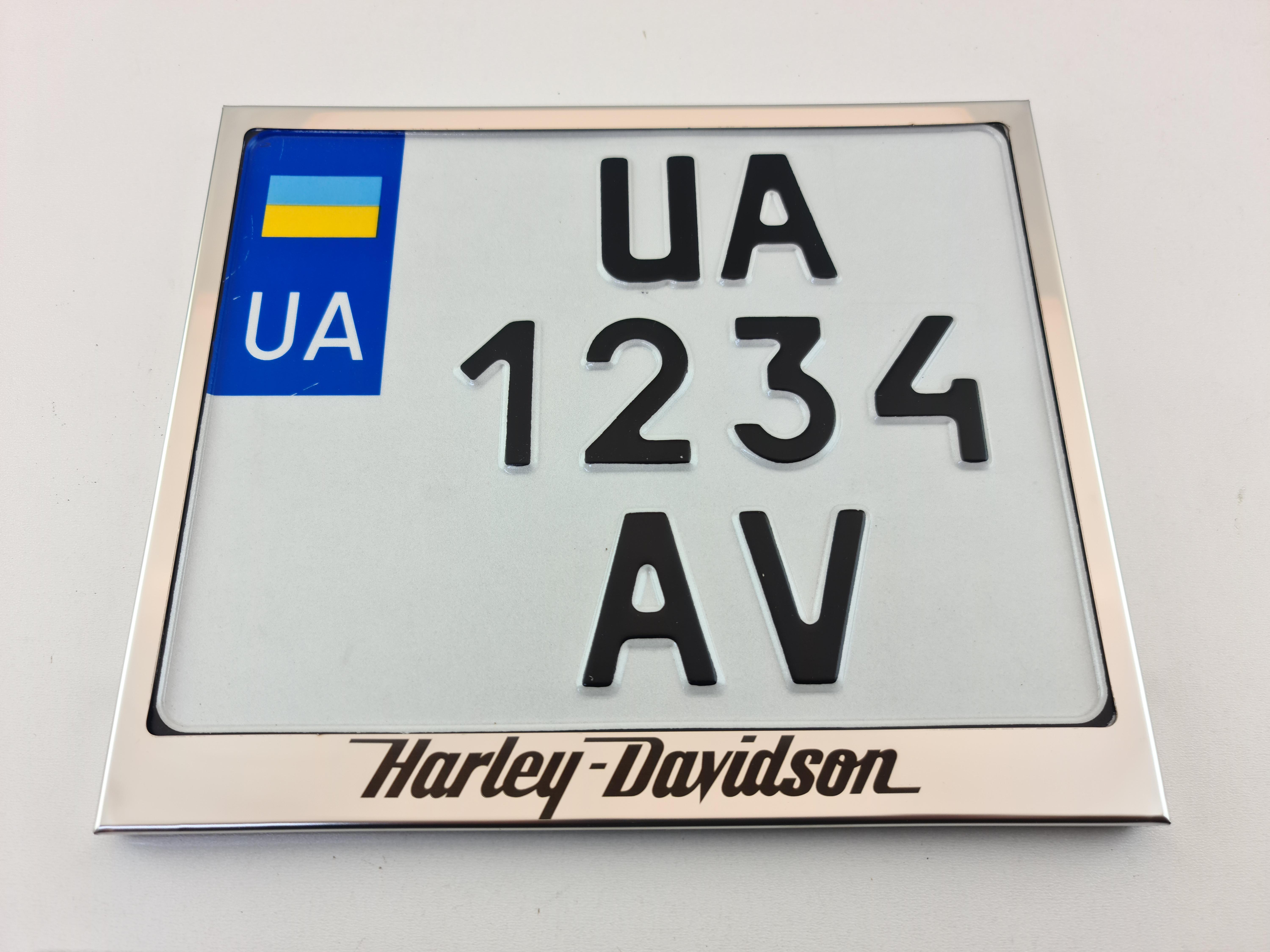 Рамка для мотоциклетного номера "Harley-Davidson" V2 174х220 мм Хром (VH-S1722HD2SGL)