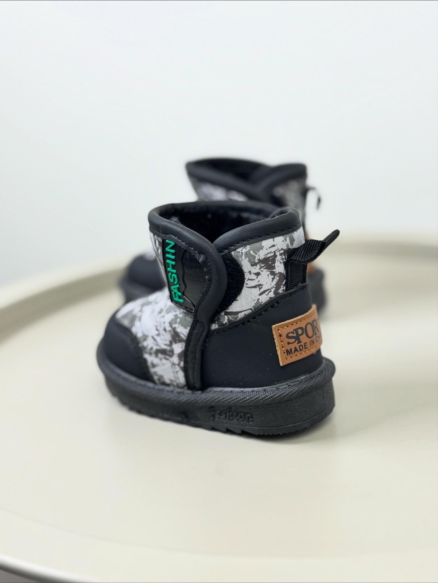 Ботинки детские зимние 1648 р. 15 Черный (30307478) - фото 4 Ботинки детские зимние 1648 р. 15 Черный (30307478) - фото 4