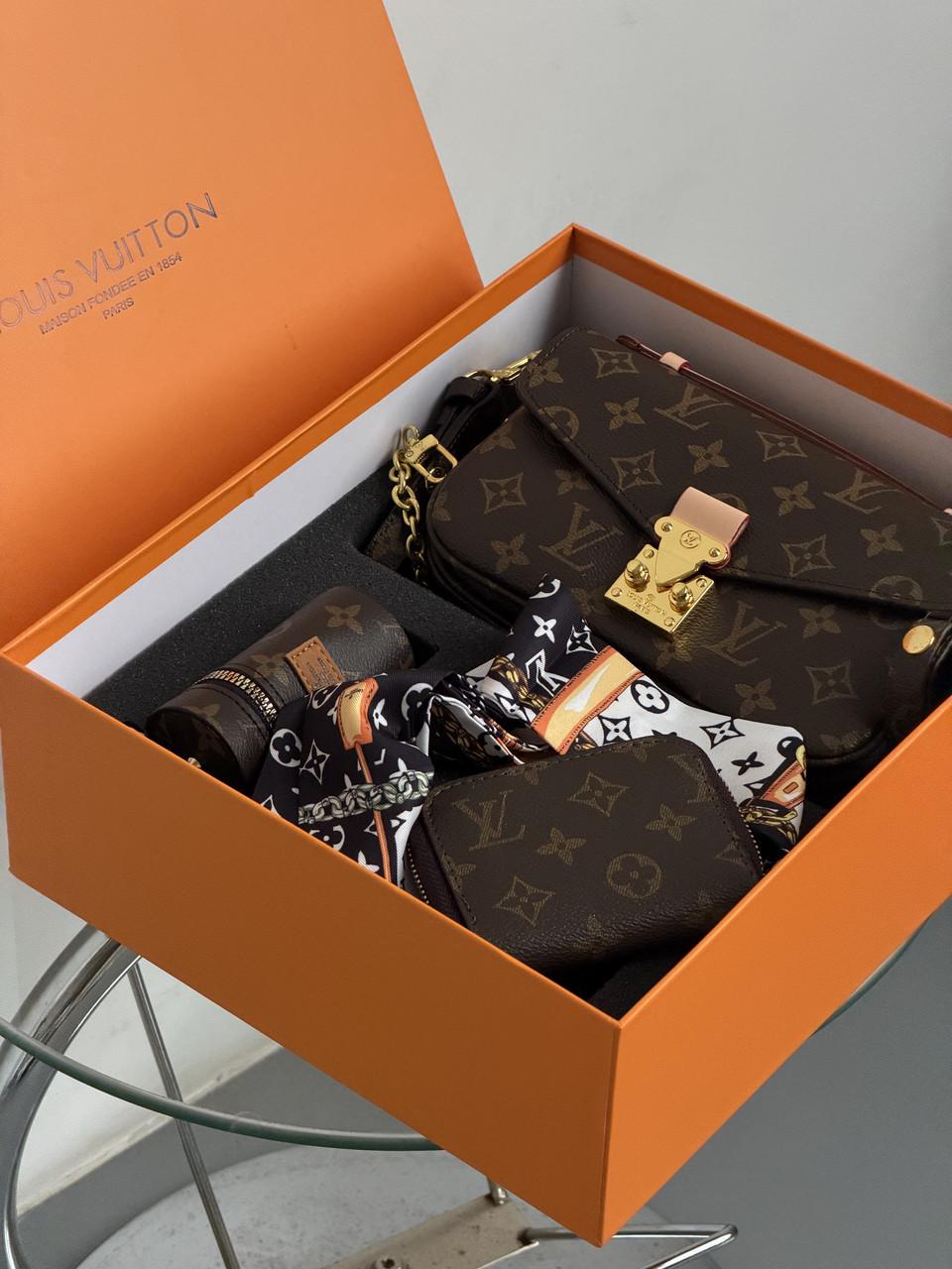 Сумка женская Подарочный набор Louis Vuitton Metis женский 4 предмета Коричневый (2432963919) Сумка женская Подарочный набор Louis Vuitton Metis женский 4 предмета Коричневый (2432963919)