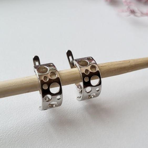 Сережки Сыр без камней из серебра