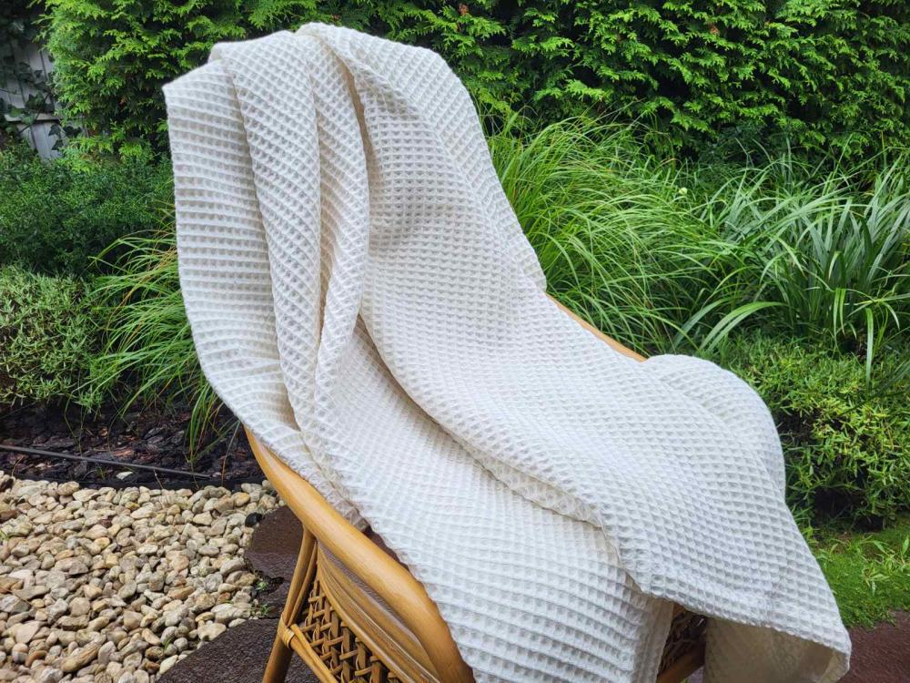 Покрывало Пике Сота 180x220 см Молочный (11140) - фото 1