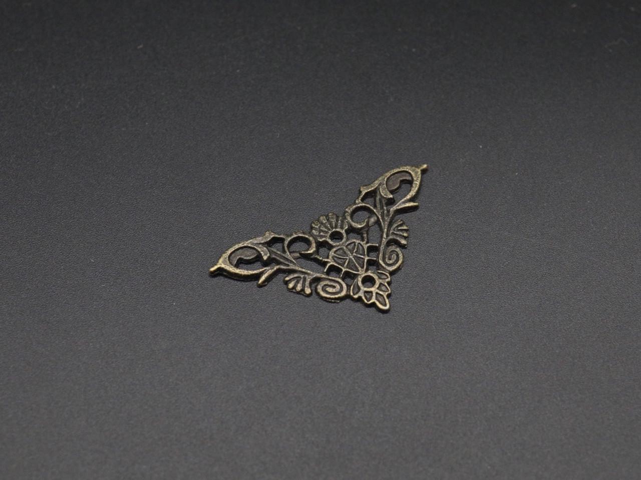 Уголок декоративный накладной 35х35 мм Антик (30946685)