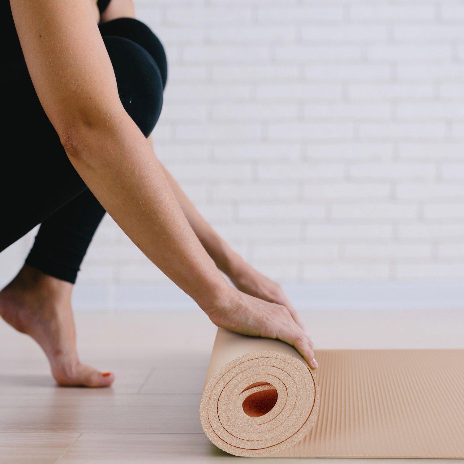 Килимок для фітнесу та йоги Gymtek NBR 1,5 см Персиковий (30496565) - фото 5 Килимок для фітнесу та йоги Gymtek NBR 1,5 см Персиковий (30496565) - фото 5