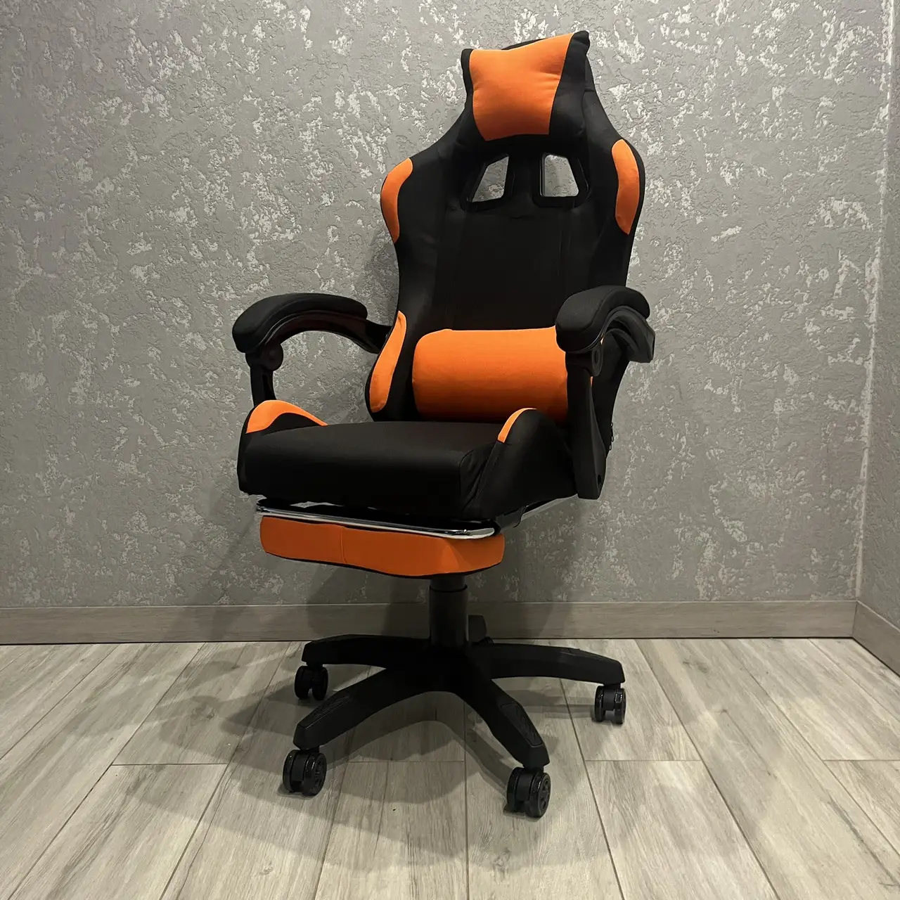 Крісло ігрове PRESTIGE M11 Чорний/Помаранчевий - фото 4 Крісло ігрове PRESTIGE M11 Чорний/Помаранчевий - фото 4