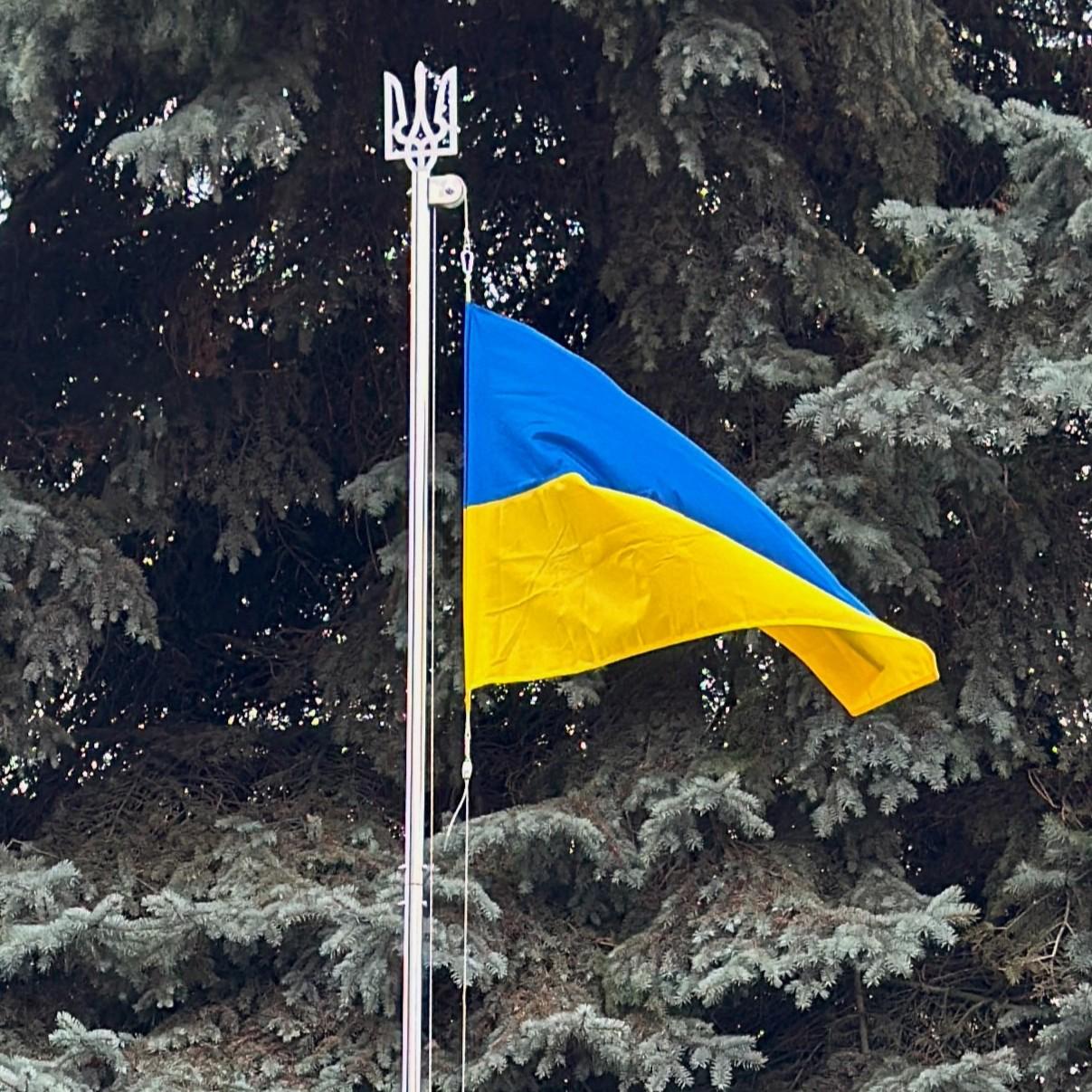 Флагшток сборный из нержавейки с механизмом подъема и опускания флага 5,2 м (SHTOK52)