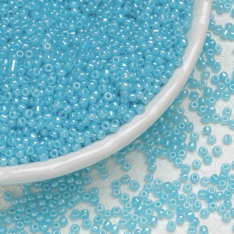Бісер блискучий 2 мм 50 г Блакитний (БР0002л21)