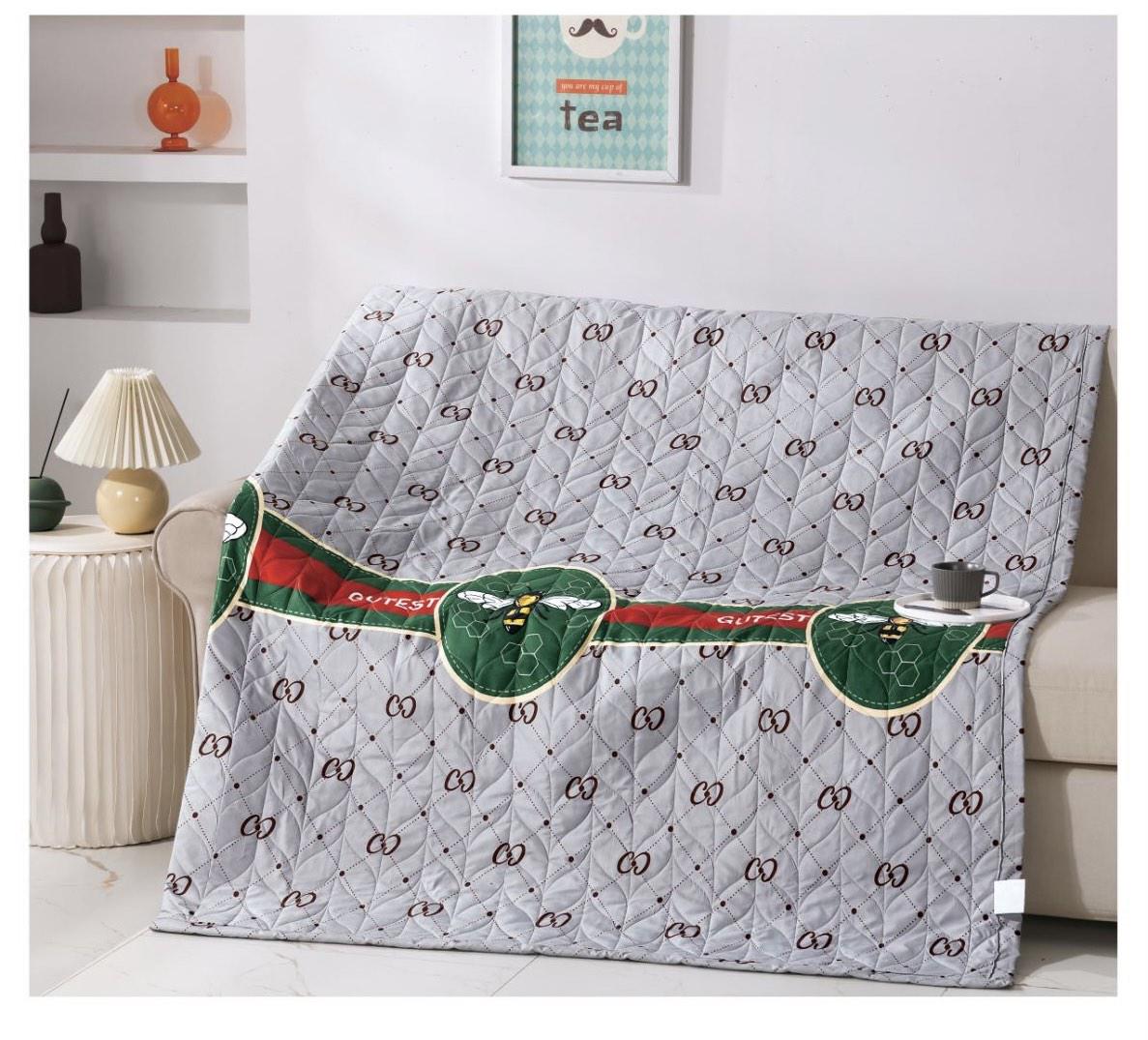 Покривало Koloco двостороннє 160х210 см Сіро-зелений