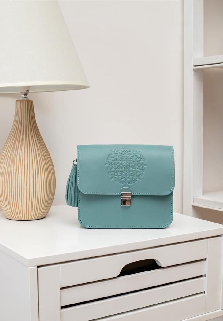 Женская бохо-сумка кожаная Лилу Бирюзовый (A-026149) Женская бохо-сумка кожаная Лилу Бирюзовый (A-026149)