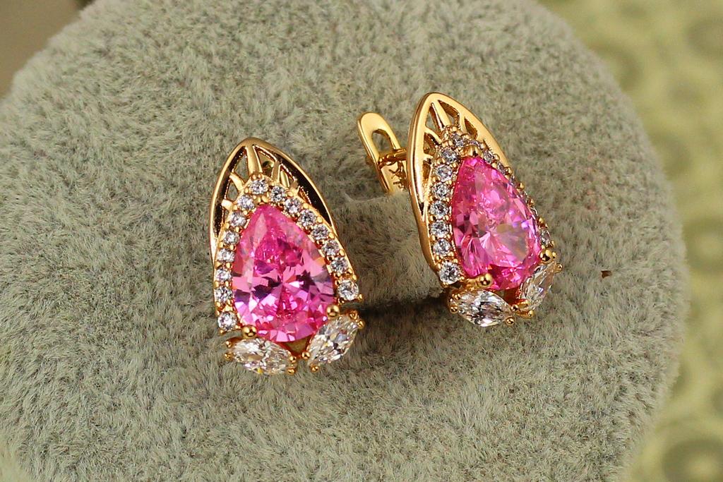 Серьги Xuping Jewelry Перформанс с розовым камнем 1,8 см Золотистый (26256465)
