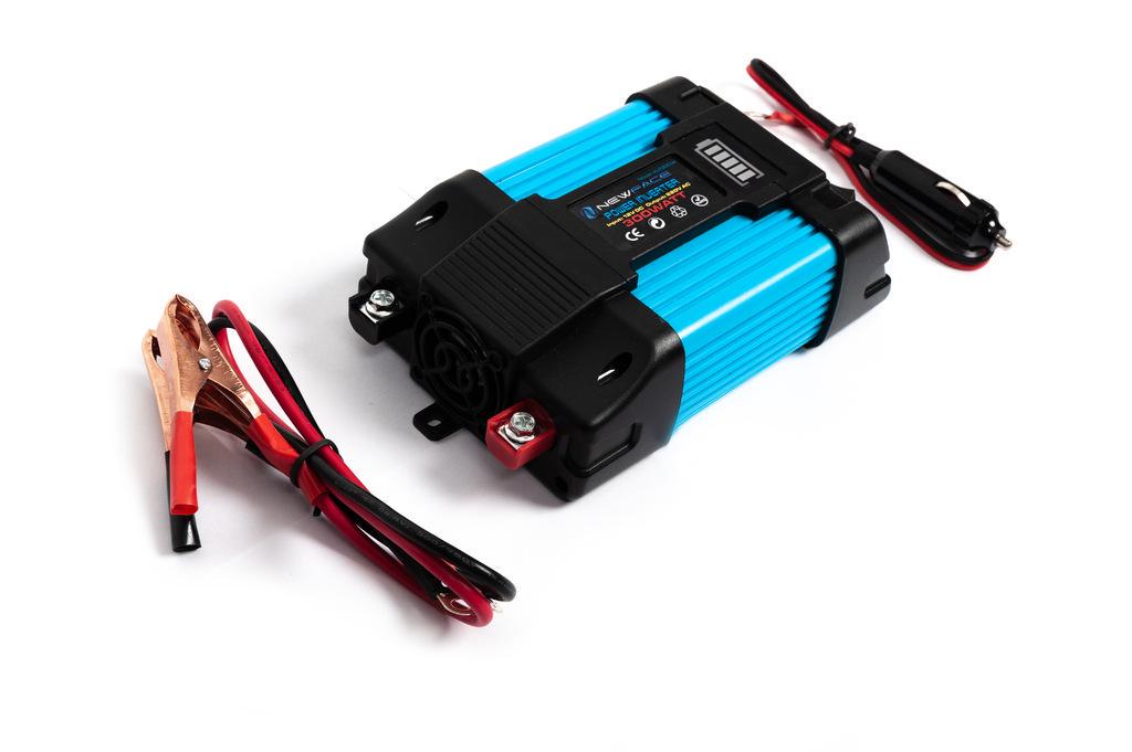 Автомобильный инвертор XLF300W 220V/USB/300W abs-пластик Черный (113489)