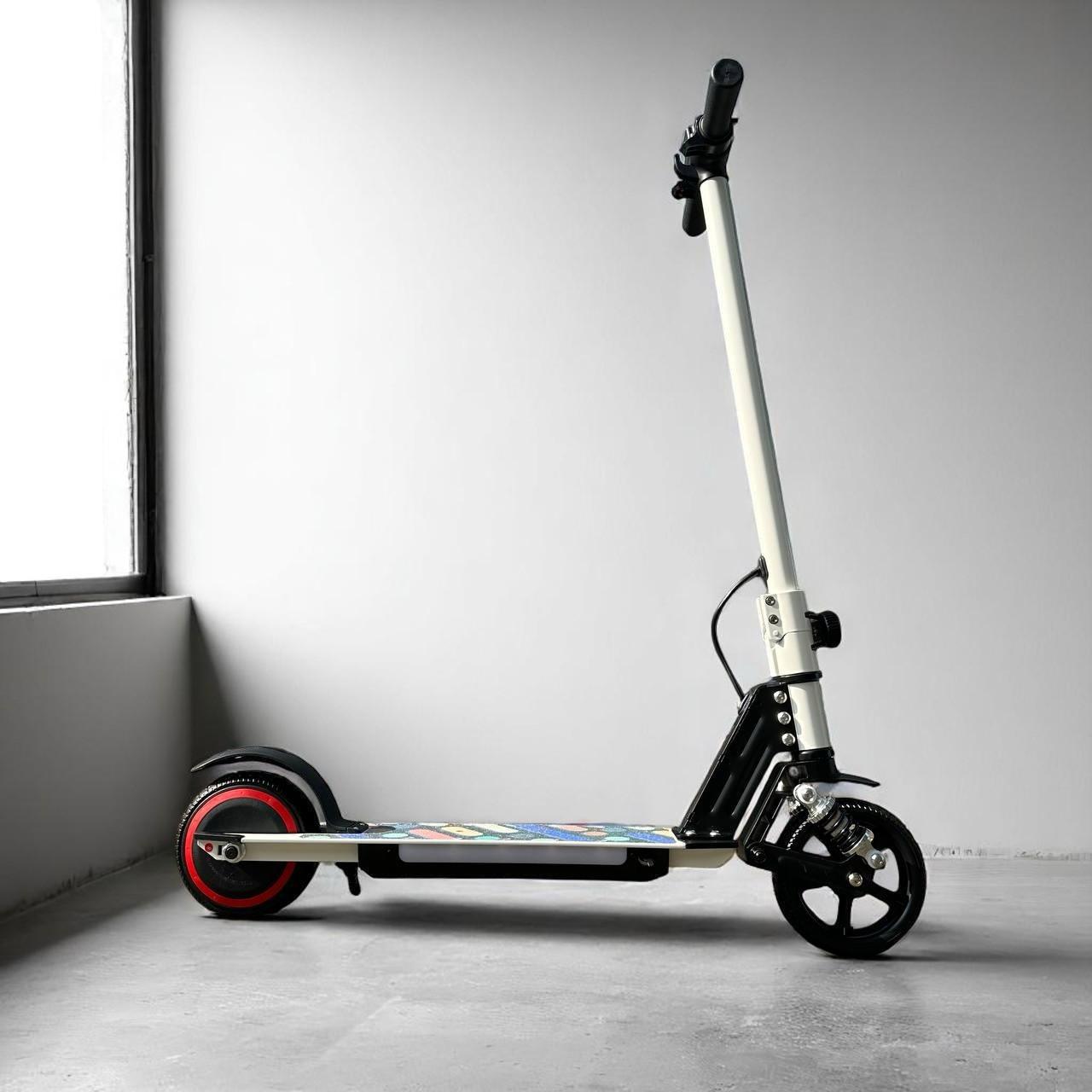 Электросамокат подростковый VOLTO Jun Pro 130W 24V 2,5Ah Белый - фото 3 Электросамокат подростковый VOLTO Jun Pro 130W 24V 2,5Ah Белый - фото 3