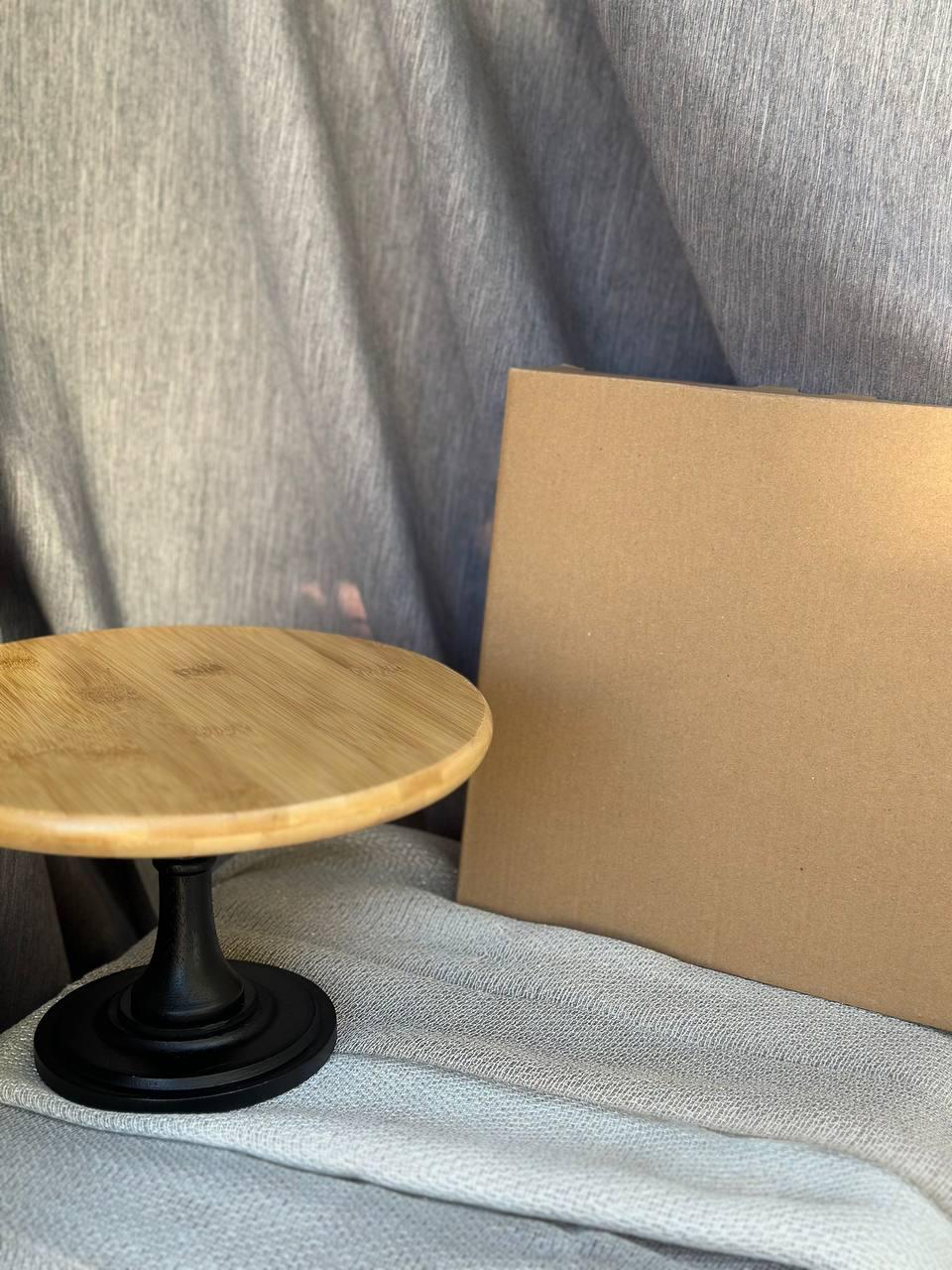 Тортовница на ножке Olens Бамбу-кейк бамбук 25,5х15 см Бежевый (8030-315) - фото 5 Тортовница на ножке Olens Бамбу-кейк бамбук 25,5х15 см Бежевый (8030-315) - фото 5