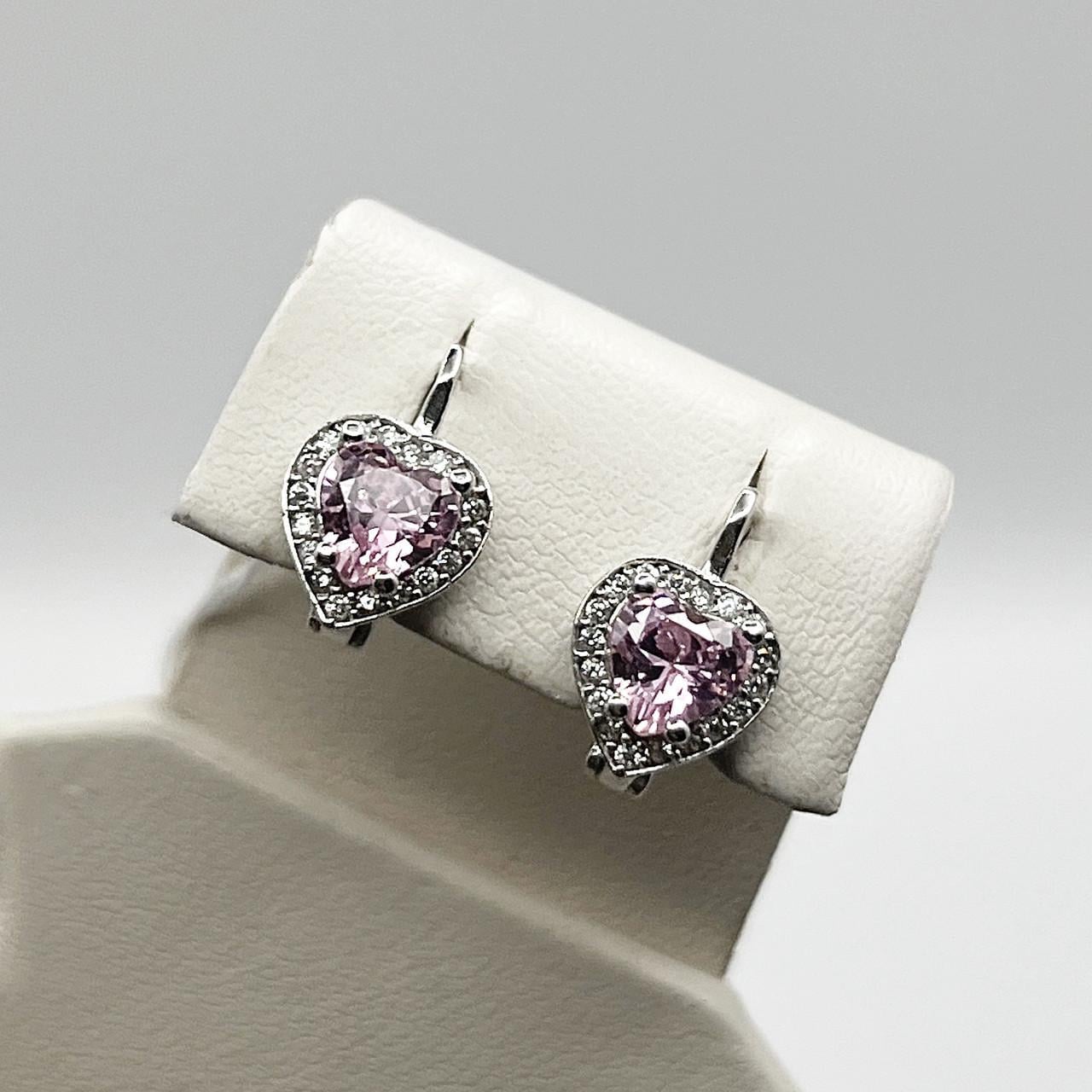 Серебряные серьги Сердце с кубическим цирконием 3,32 г (2572461640) Серебряные серьги Сердце с кубическим цирконием 3,32 г (2572461640)