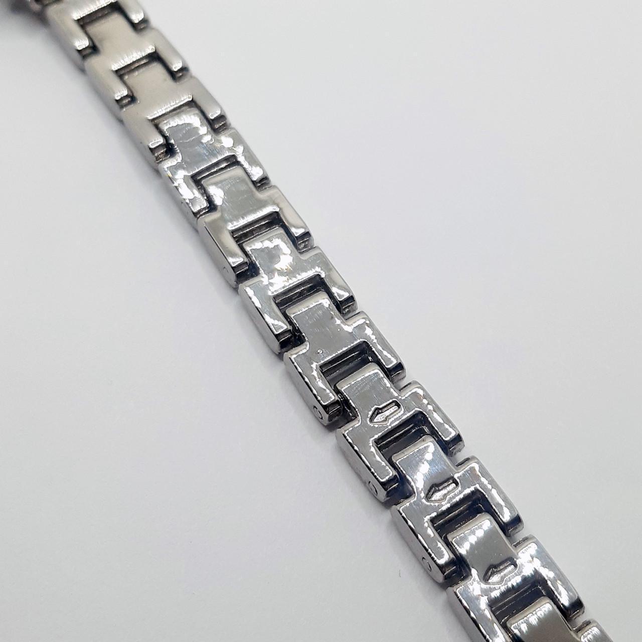 Наручные часы Q&Q женские кварцевые металлический ремешок (F149-214) - фото 9 Наручные часы Q&Q женские кварцевые металлический ремешок (F149-214) - фото 9