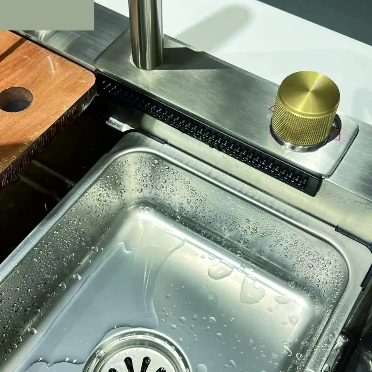 Кухонна раковина з неіржавкої сталі багатофункціональна 680x460x220 мм (482018908) - фото 4